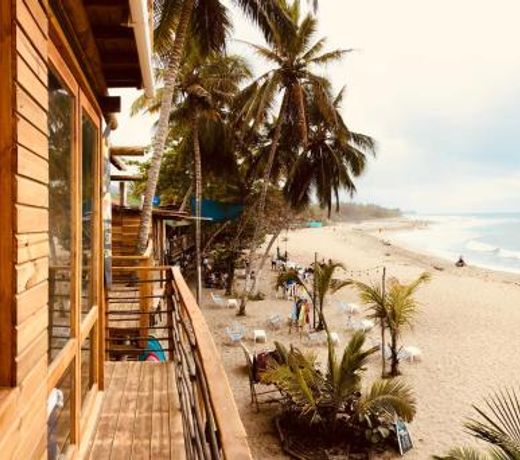 Mendihuaca Surf Camp