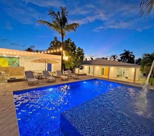 Zaba Beach House