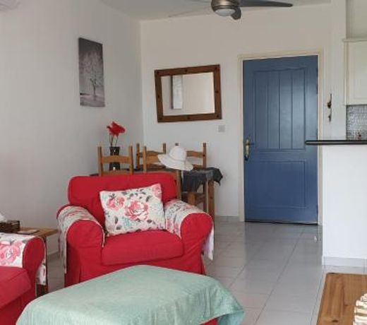 Lovely 1 bedroom apartment in Peyia Hills complex