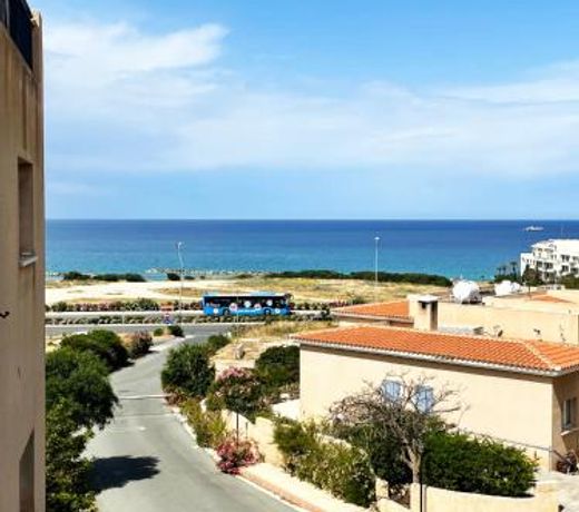 Direct Sea View & Quality Bed - Kings Palace 1 bed