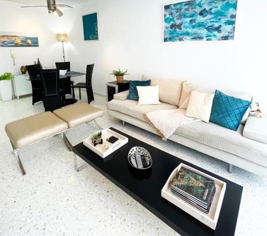 Direct Sea View & Quality Bed - Kings Palace 1 bed