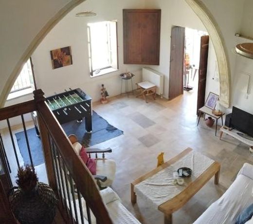 The Family Nest - Traditional Serenity