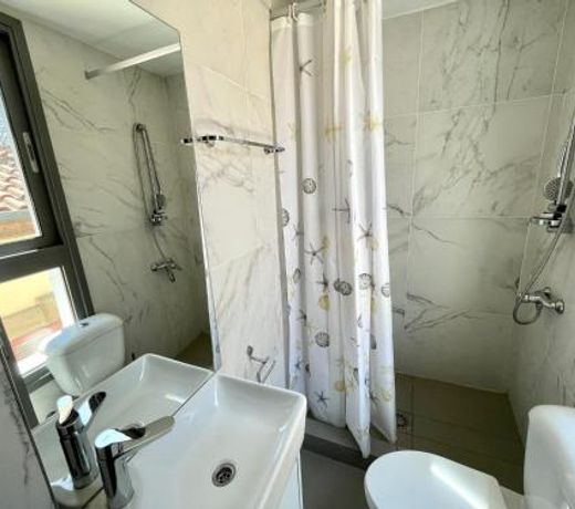 Iris D6 -Central Suites Perikleous 53
