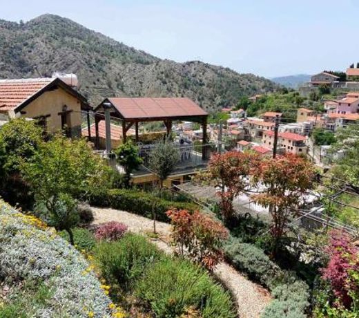Rodous Village House