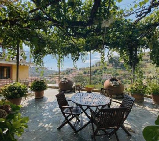 Rodous Village House