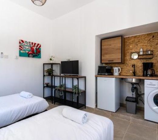 Mufasa Studio in Larnaca w/Terrace