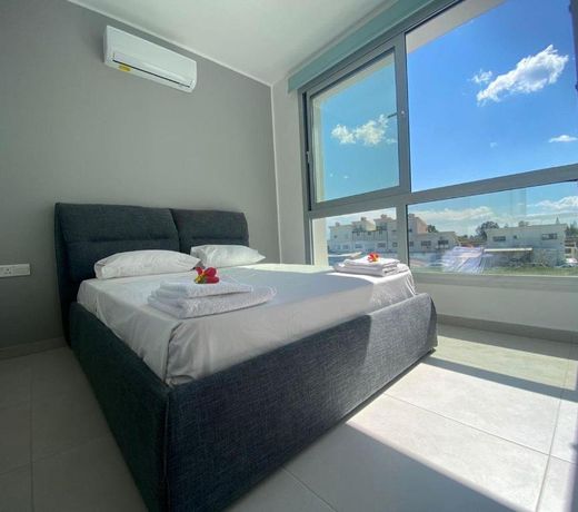 Modern 3 bedroom villa near Nissi Beach!