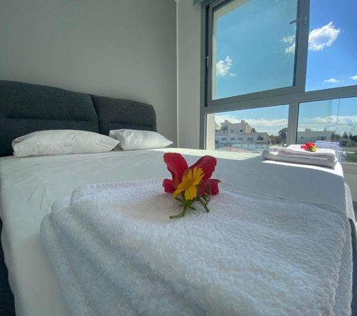 Modern 3 bedroom villa near Nissi Beach!