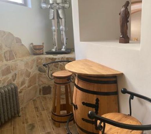 SUPERB - Medieval apartment