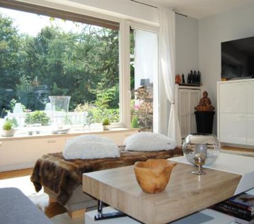 Exklusive Villa am Wald mit Garten, Waldzugang und Sauna