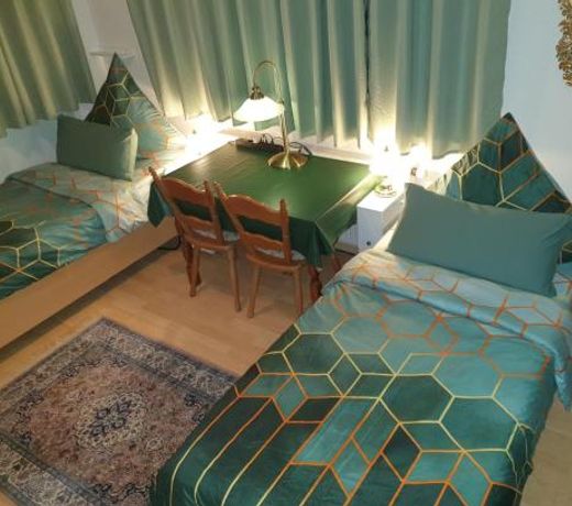 Zimmer Hohbuch mit Achalmblick