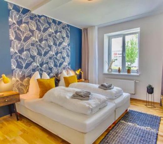 4-Room Luxury Apartment - close to Central Station, free parking, kitchen