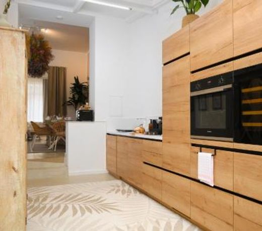 Park Avenue Apartments - Dom mit Stil - Kuche - Parkplatz - WLAN - 65 Zoll TV - NETFLIX