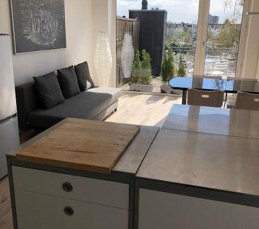 studio b - Sunny City Business Apartment with roof-top terrace for 2-4 guests