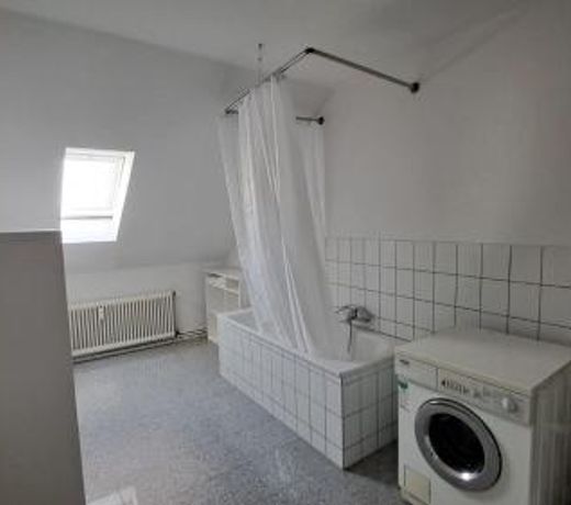 80qm 2-3 Zimmer Wohnung in UninÃ¤he HauptbahnhofnÃ¤he 4 Einzelbetten 2 Duschen Wohnkuche neu