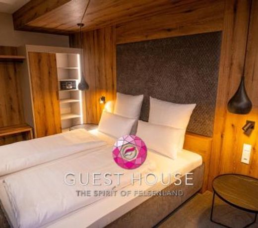 GUESTHOUSE FELSENLAND