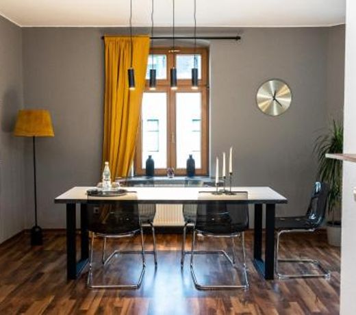 Design Studio - WIFI und NETFLIX
