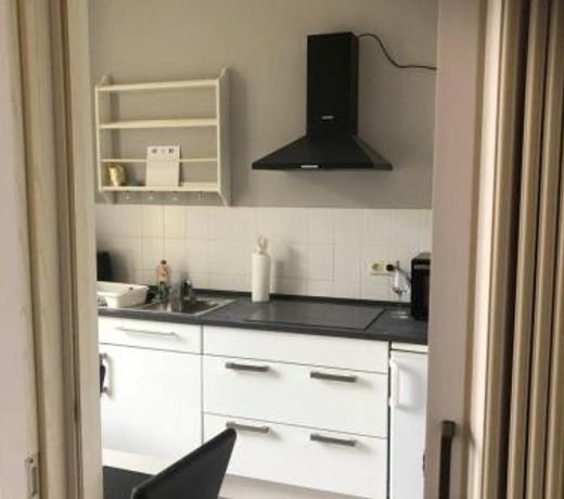 Monteur-Pension W8