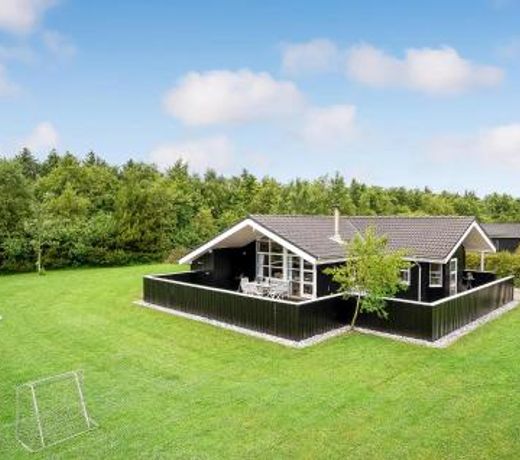 Awesome Home In Hemmet With 3 Bedrooms, Sauna And Wifi