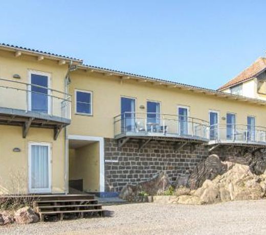 Nice apartment in Allinge with 2 Bedrooms and WiFi