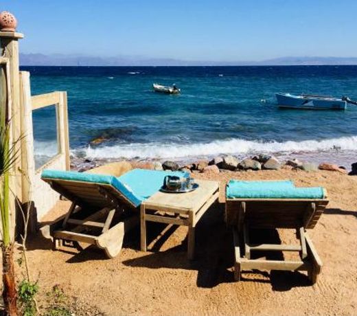 Villa Kon Tiki with private beach