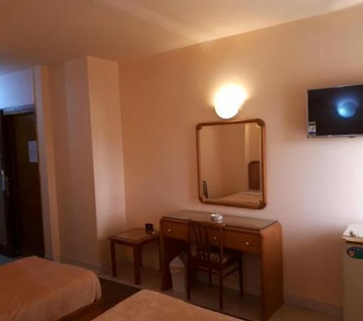 New Pola Hotel