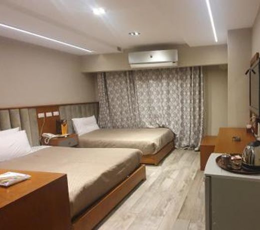 Garden City Plaza Hotel