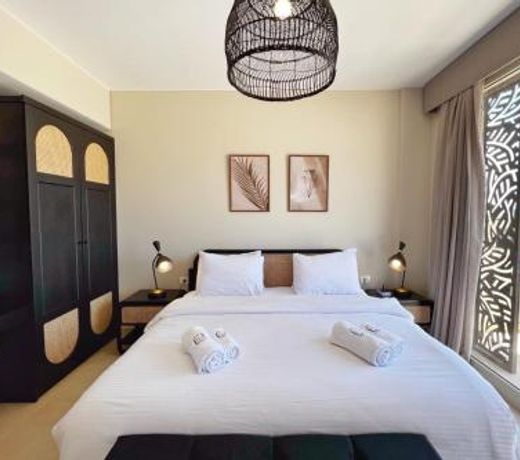 Flawless & Flattering 2 BDR Mangroovy Free Pool & Beach Access