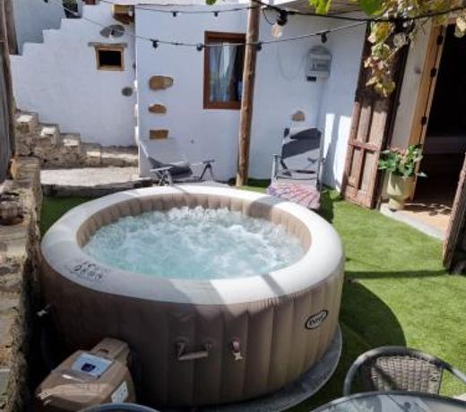 El Nido Fuente Hervera. Precioso Loft con BaÃ±era de Hidromasaje