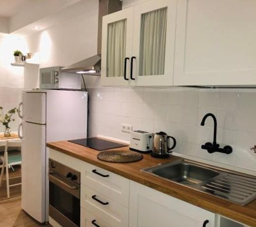 Bonito piso centrico con WIFI, parking y terraza