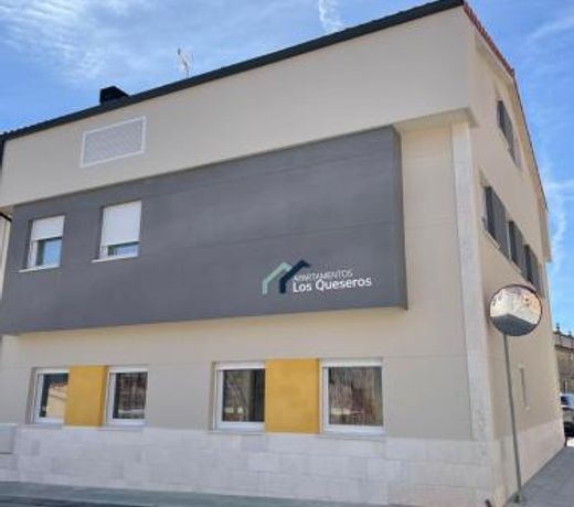 APARTAMENTOS LOS QUESEROS