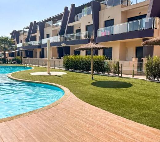 Royal Beach 607