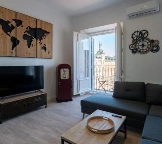 PLAZA MAYOR groups by MONARO*****