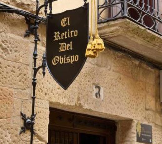 El Retiro del Obispo Your wine country getaway