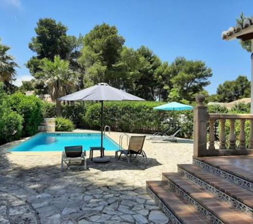 Villa Moreno with Large Private Pool