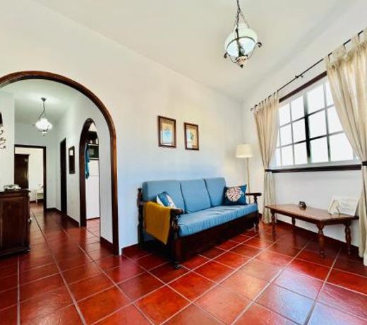 Beautiful and downtown apartment