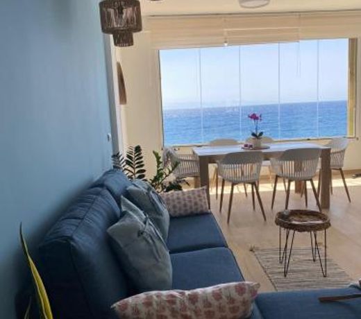 MIRANDO AL MAR TENERIFE
