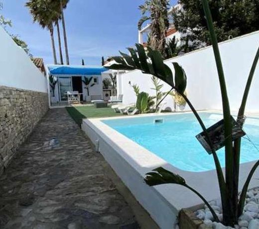 Casita para 2 personas piscina privada playa