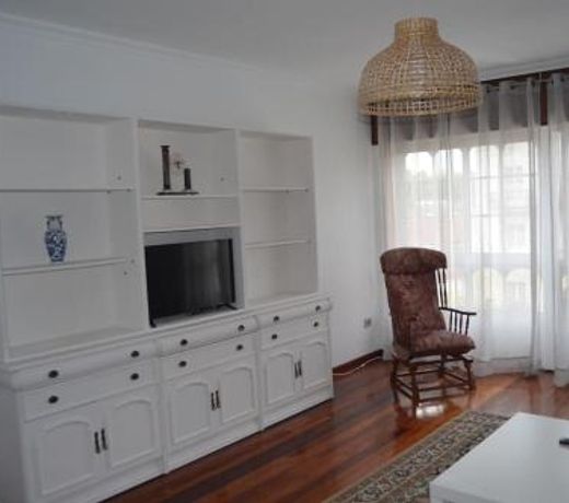 Precioso apartamento de 3 habitaciones en CabaÃ±as.