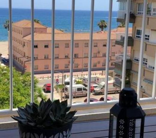 BRISA DE PONIENTE, con cochera y a. acondicionado