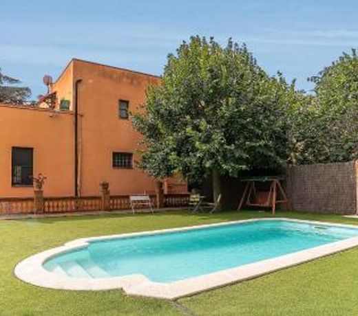Casa Can Roure - Homecelona Apts