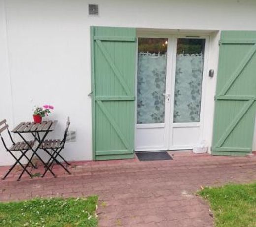 Appartement de plain pied dans la verdure