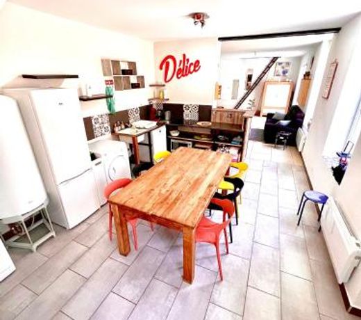 Agreable maison de ville cosy de 122mÂ² + exterieur