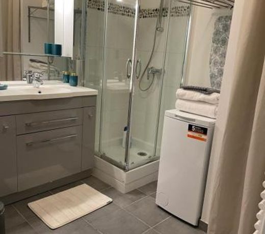 Beau studio cosy entre Paris et Disneyland