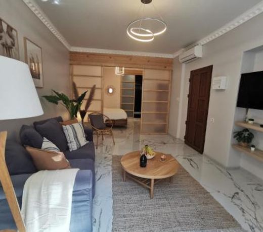Proche mer, vieille ville. Luxueux appartement
