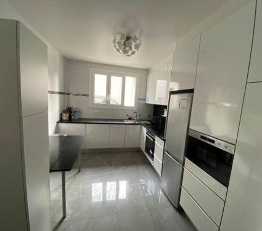 Superbe appartement Vanves T3 avec parking
