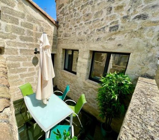 Maison de Roche - UzÃ¨s Centre historique La Fenestrelle