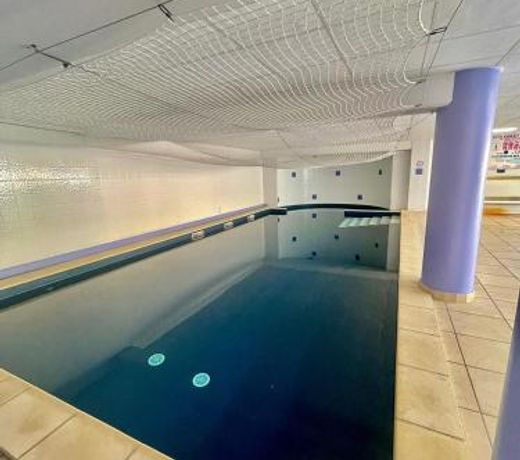 appartement residence avec piscine trÃ¨s bien situe