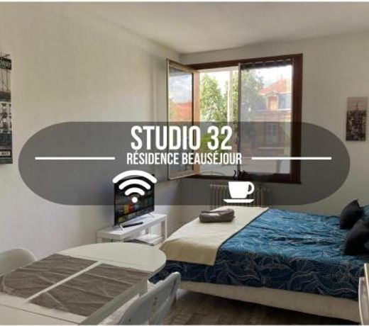 Studio 32 wifi