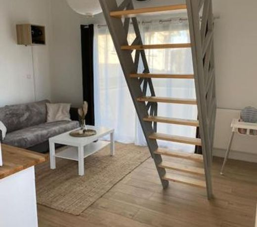 Logement avec mezzanine